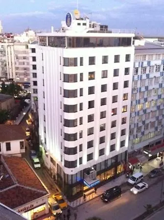 Park Royal 4*